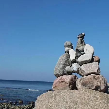 Moderne In In Strandnaehe