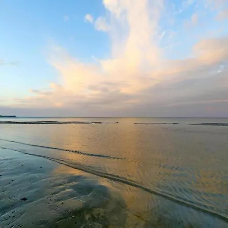 Moderne In In Strandnaehe Klutz