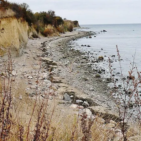 Moderne In In Strandnaehe *